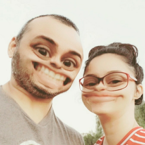 Poshmark profile picture for @redes